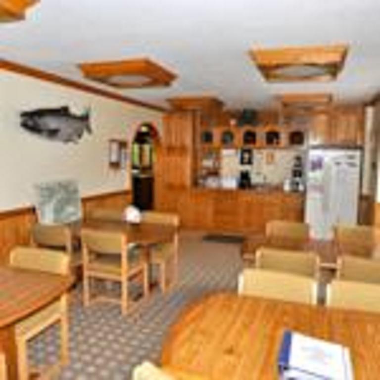 Soldotna B & B Lodge Exterior photo