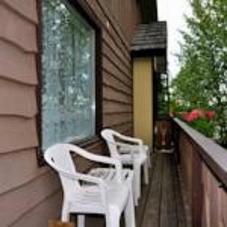 Soldotna B & B Lodge Exterior photo