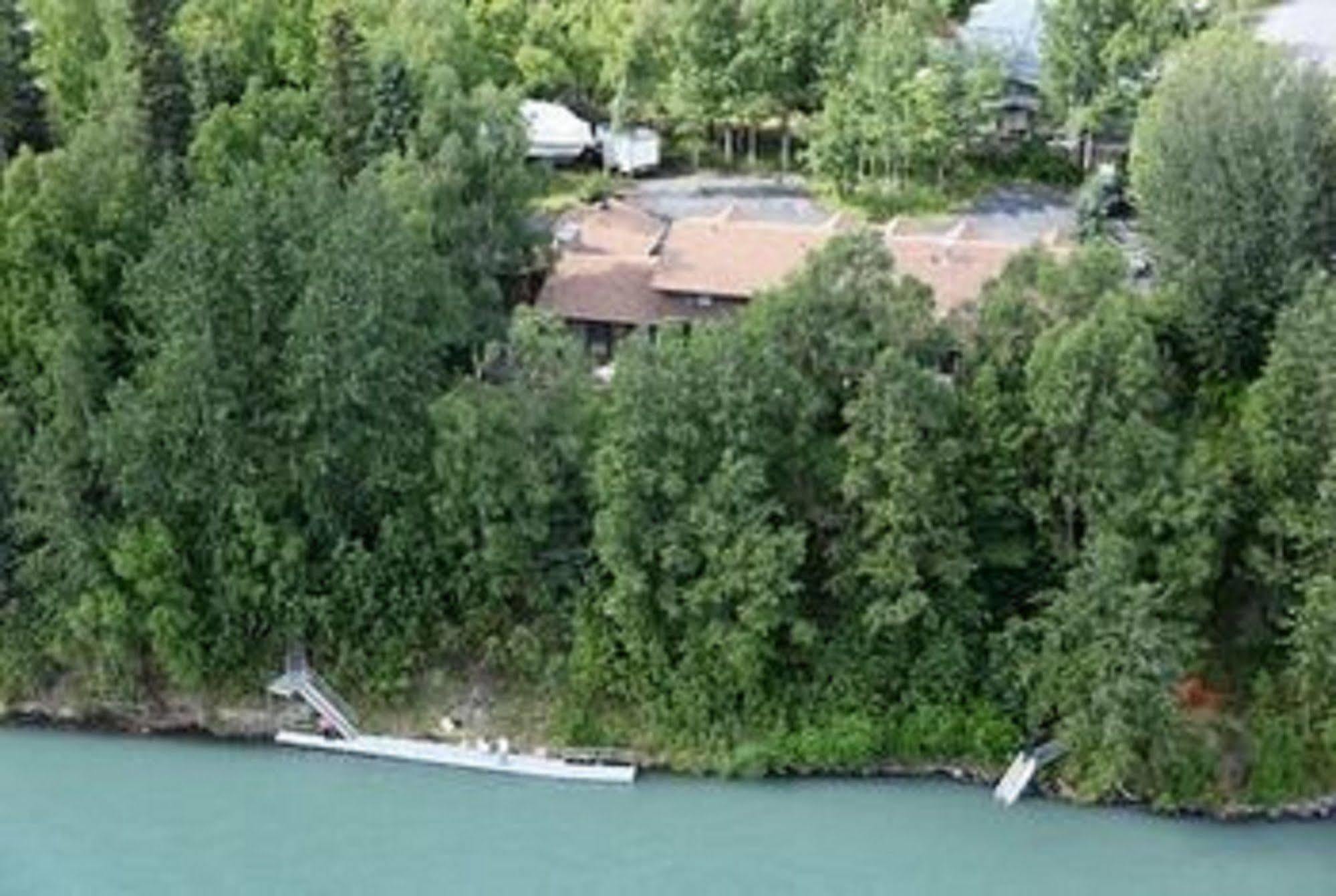 Soldotna B & B Lodge Exterior photo