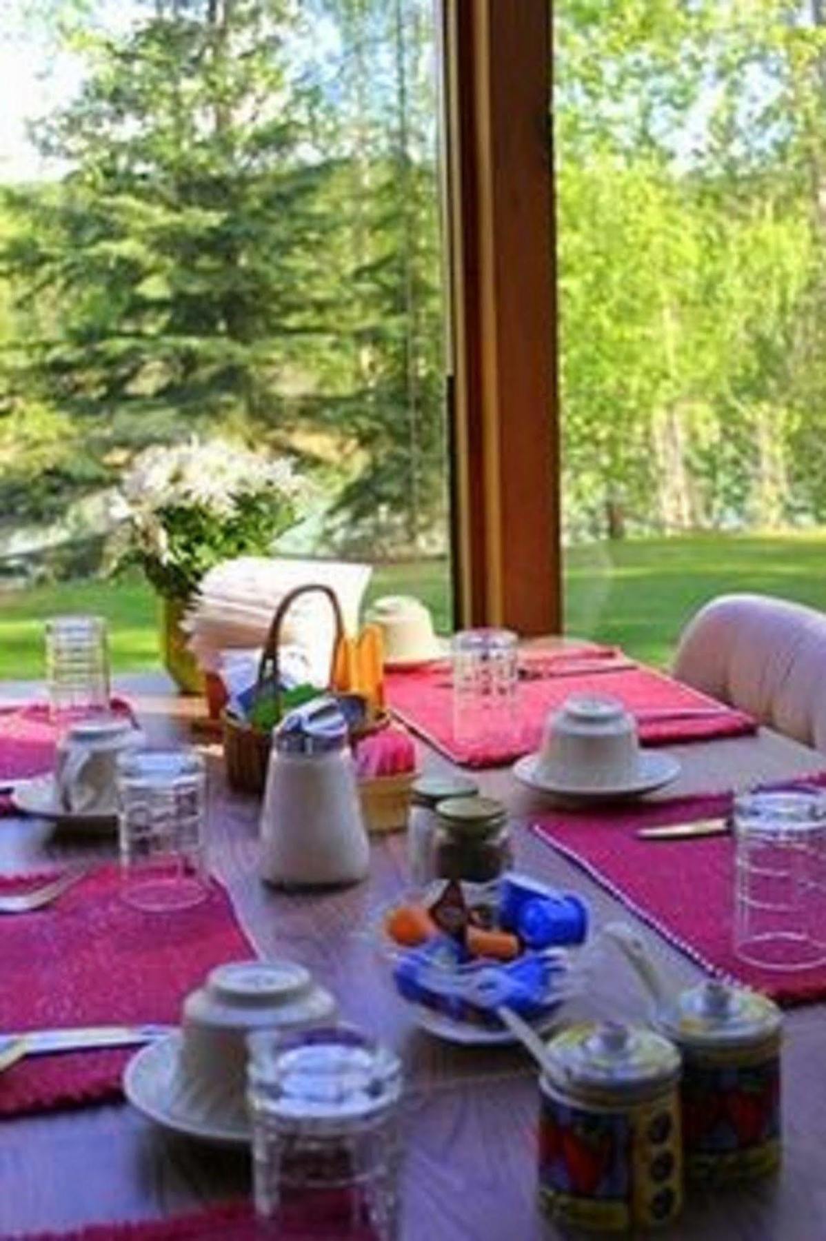 Soldotna B & B Lodge Exterior photo